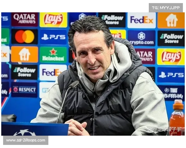 维拉中场遭对手限制埃梅里谋划边路突击寻求进攻新突破