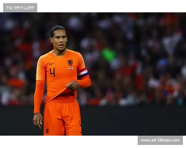 范迪克无奈目送皮球入网,红军队长神情失落 范迪克无奈目送皮球入网,红军队长神情失落